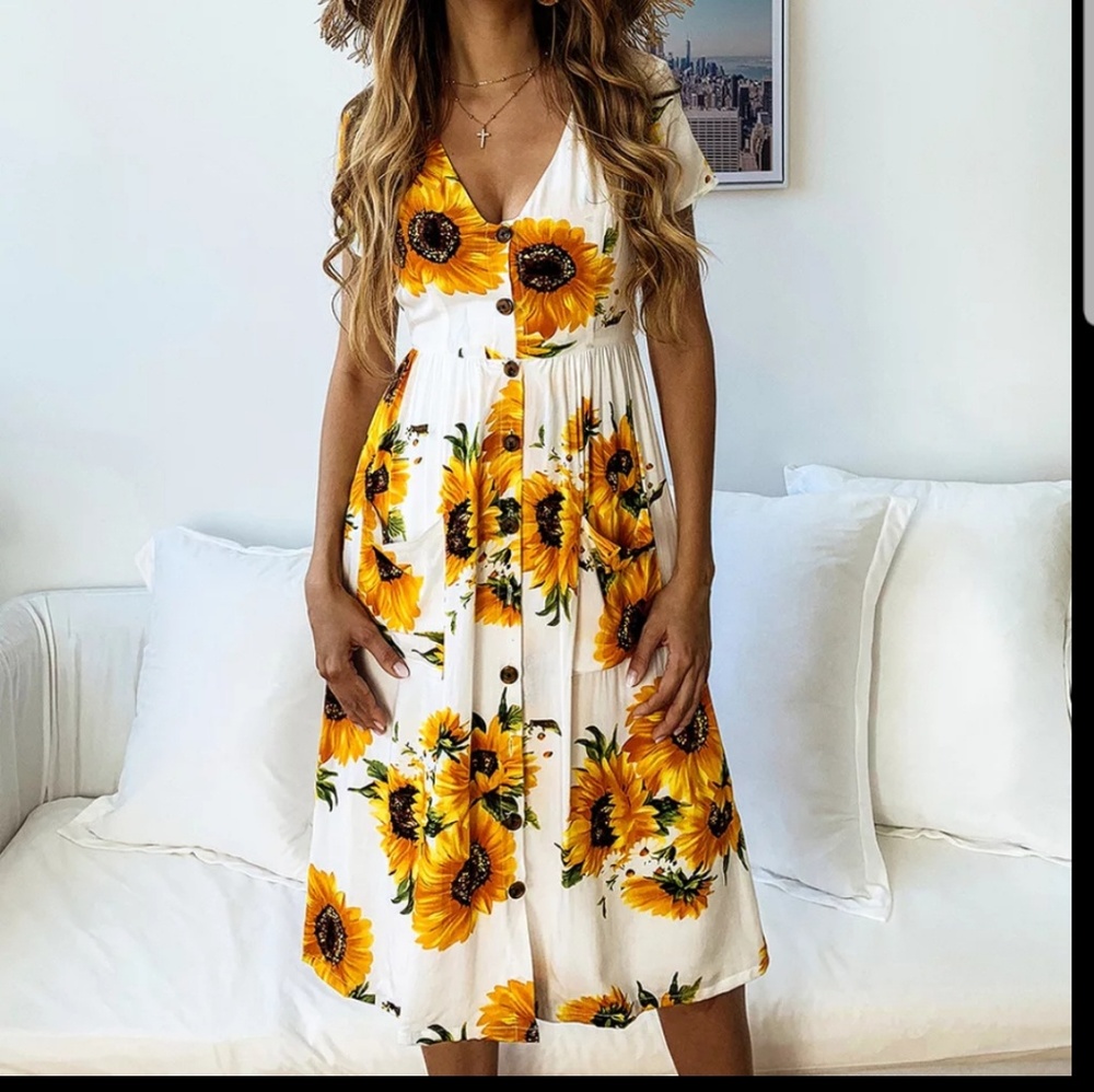 Julia Sunflower Beach SunDress - Picture 3 of 4